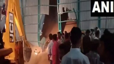 Karnataka Godown Collapse: Seven Labourers From Bihar Die As Machine With 100 Tonnes of Corn Collapses in Aliyabad Industrial Area